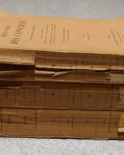 Histoire des Conciles d'après les documents originaux. (Continuée jusqu'en 1536 par J. HERGENROETHER). Nouvelle traduction française faite sur la 2e édition allemande corrigée et augmentée de notes critiques et bibliographiques.