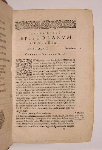 Iusti Lipsii Epistolarum selectarum chilias, in qua I. II. III. Centuriae ad Belgas, Germanos, Gallos, Italos, Hispanos. IV. Singularis ad Germanos & Gallos. V. Miscellanea. VI. VII. VIII ad Belgas. IX. & X Miscellaneae Postumae. Epistolica institutio eiusdem Lipsii. Accessit in gratiam studiosae iuventutis, rerum aliquot insignium, & elegantissimarum similitudinum, quae in nonnullis epistolis occurrunt, index locupletissimus. - Afbeelding 3
