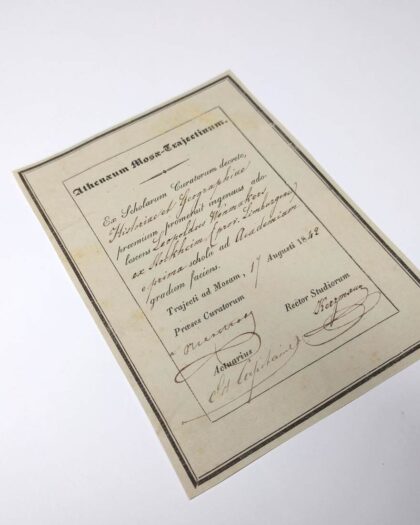 A partly printed, partly manuscript prize leaf of the Athenaeum of Maastricht, removed from the prize book to which it once belonged.